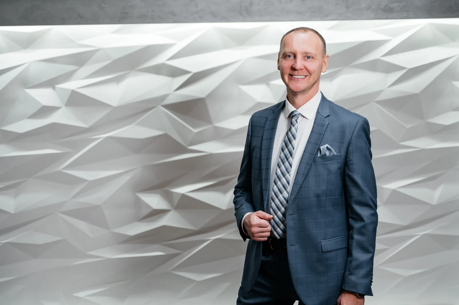 Профессиональное фото к разделу об арбитражных спорах и коммерческих разногласиях между организациями